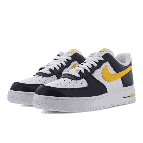 Nike Air Force 1 '07 men’s side view
