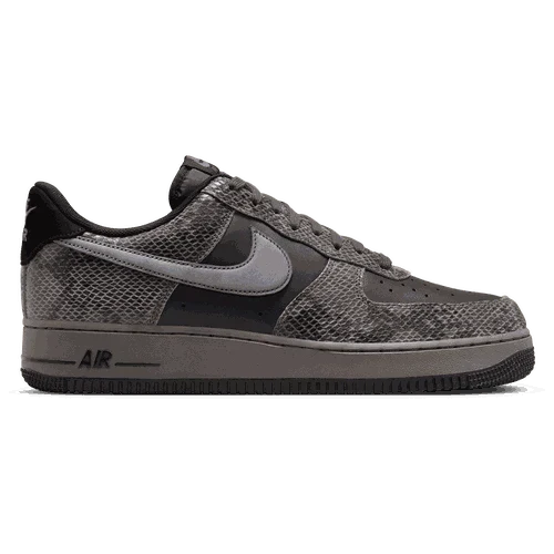 Bold color block design on Nike Air Force 1 '07 LV8