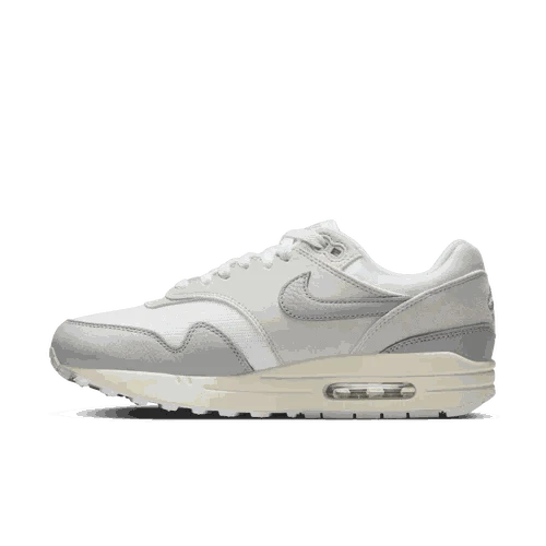 Nike Air Max 1 retro sneakers for ladies