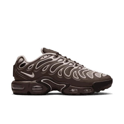 Nike Air Max Plus Drift women’s side view
