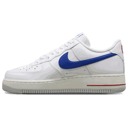 Nike Air Force 1 '07 men’s side view