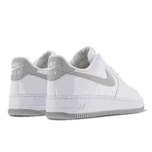 Nike Air Force 1 '07 men’s side view