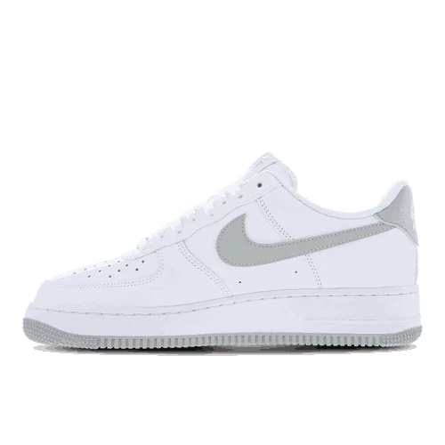 Nike Air Force 1 '07 men’s side view