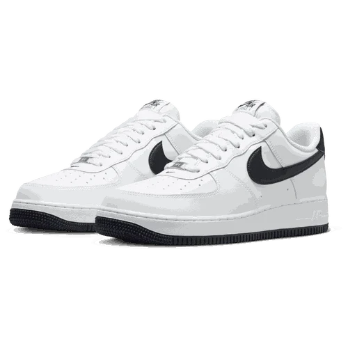 Nike Air Force 1 '07 men’s side view