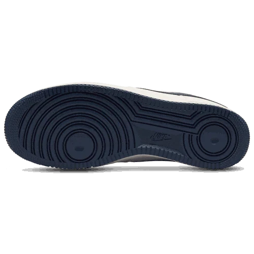 Nike Air Force 1 '07 men’s side view