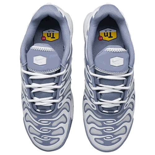 Nike Air Max Plus Drift women’s side view