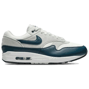 Nike Air Max 1 OG colorway for men