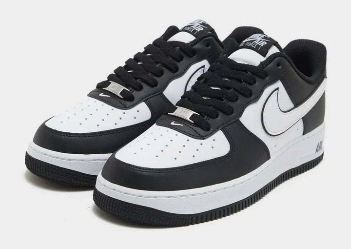 Nike Air Force 1 '07 men’s side view