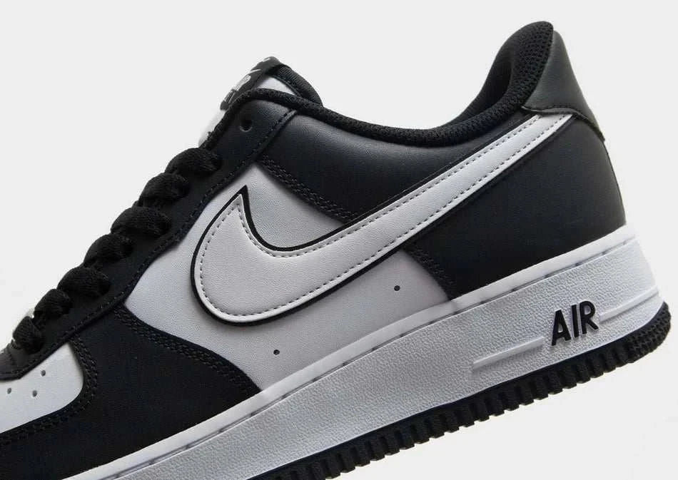 Nike Air Force 1 '07 men’s side view